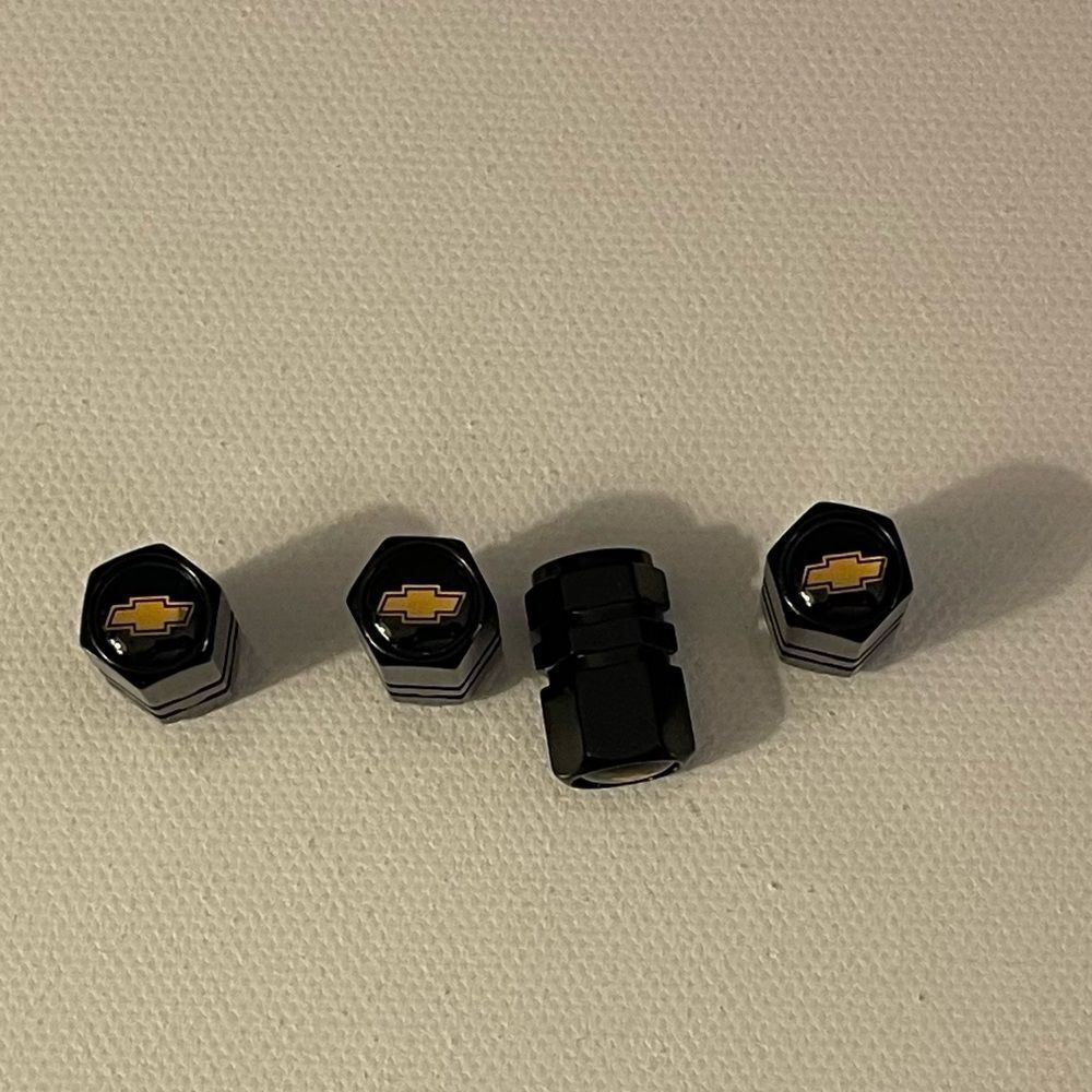 Chevrolet Valve Stem Caps in Black Set of 4 NWT